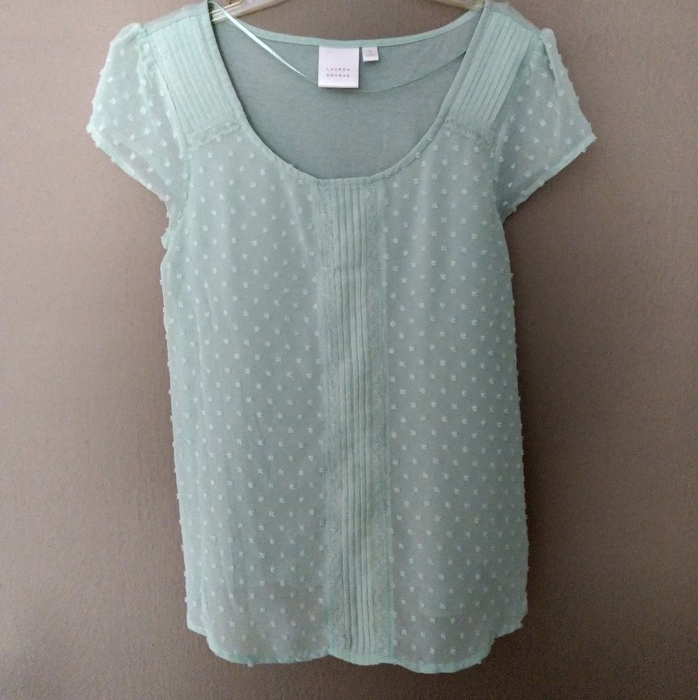 Feminine Spring Top with Pleating Detail